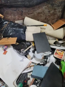 Vancouver junk removal team clearing out household clutter during a cleanout